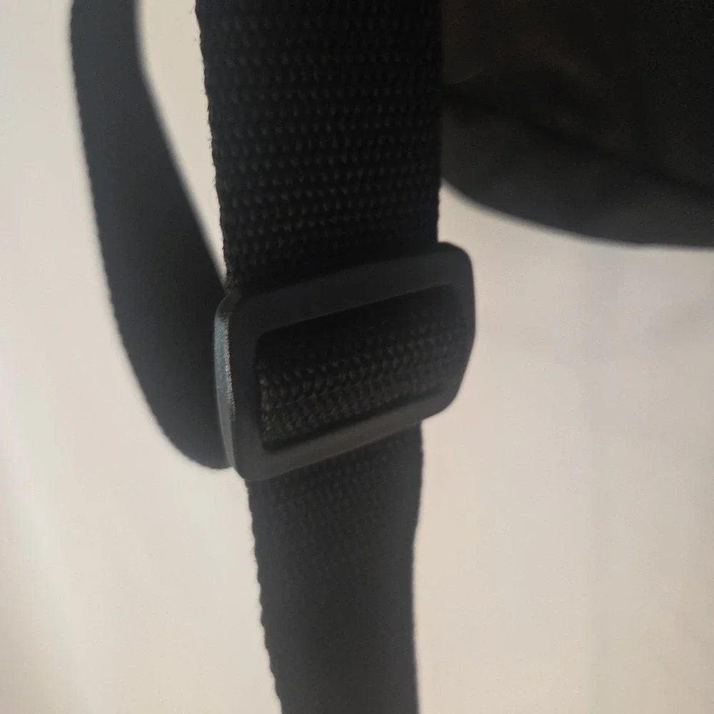 Everlast Fanny Pack Belt Bag Black Multicolor Polka Dots